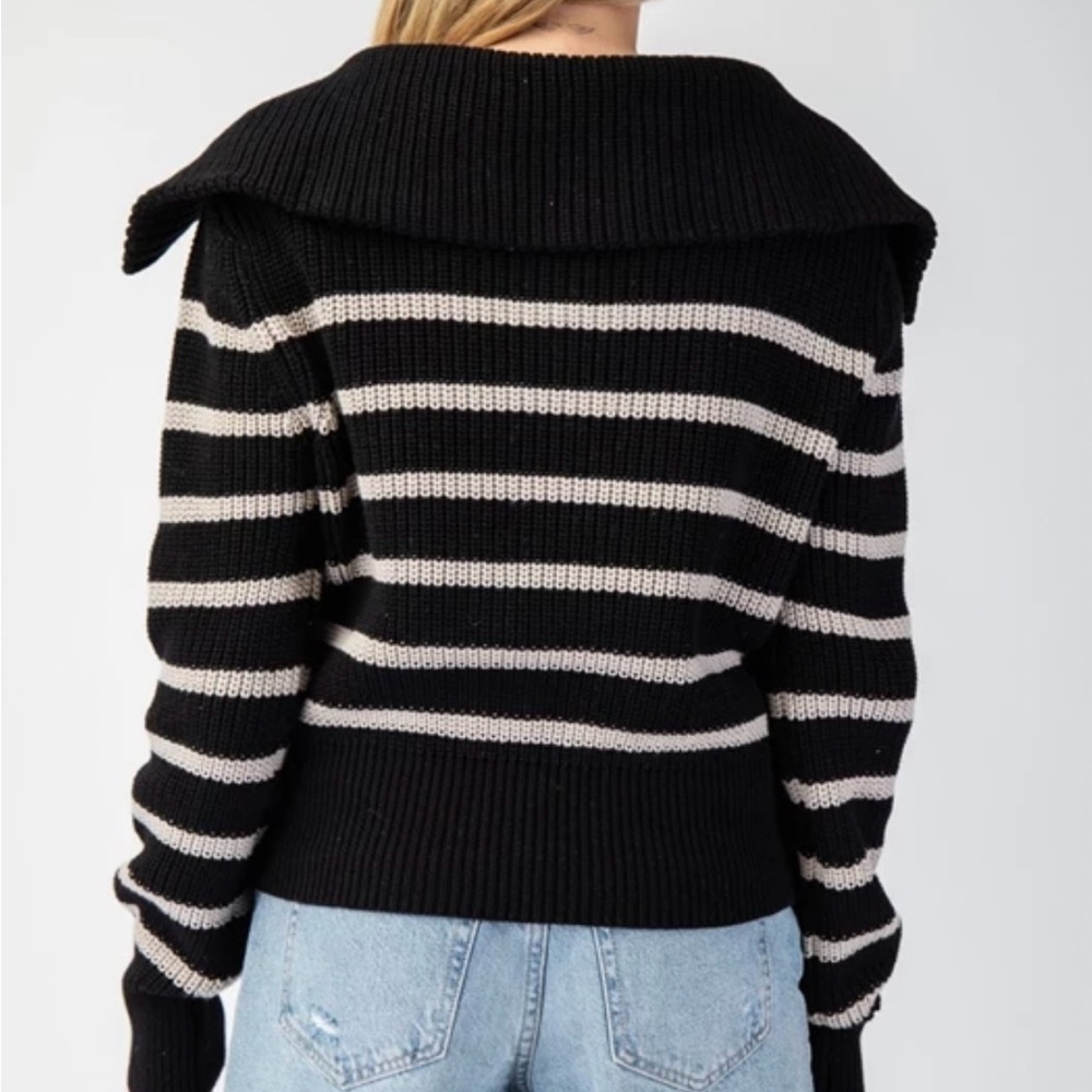 Striped Long Sleeve Sweater Pullover - Picture 5 of 7